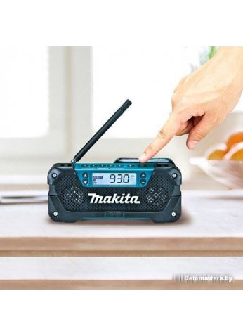 Радиоприемник Makita MR052 (без аккумулятора) (оригинал)