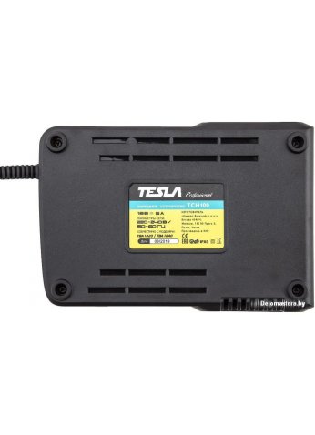 Зарядное устройство Tesla TCH100 (18В)